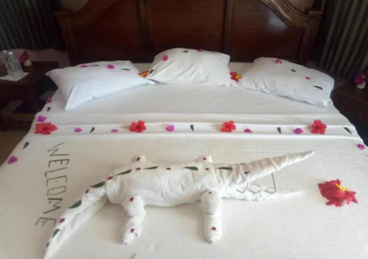 Watamu Adventist Beach Resort Exterior photo